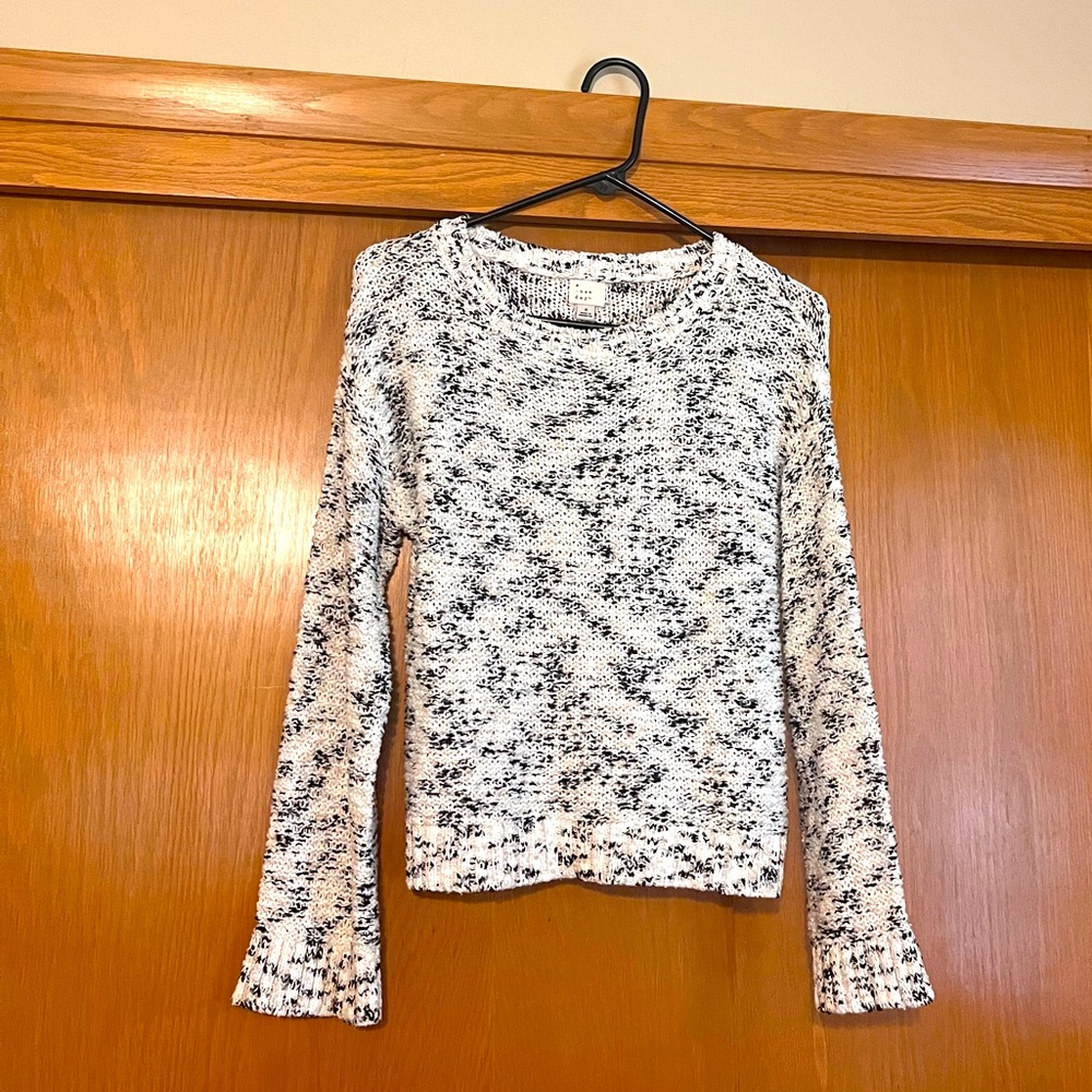 A New Day crew neck sweater size small